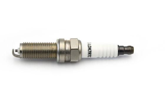 Van het het Iridiumplatina van de auto'sontsteking Originele de Bougietoorts LD7RTIP voor NGK ILKAR7B11/SILZKAR7B/ILK
