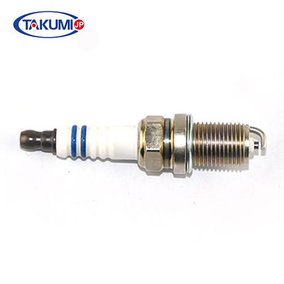 Industriële Twee Wheeler Spark Plug 18.9mm Omwentelingslengte Multi - Geribbelde Isolatie