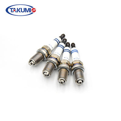 De ceramische Bougie SXU22HCR11S 12290-R40-A02 van Iridiumpassat